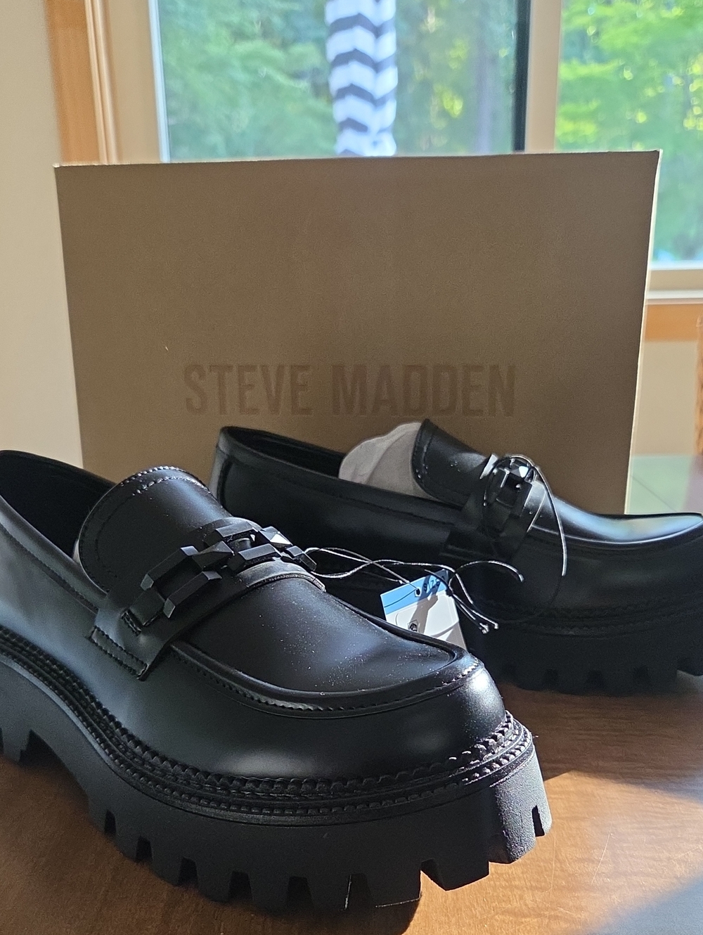 Steve Madden Women's Aerin Lug Sole Chain Design Chunky Heel Loafer Slip On Shoe